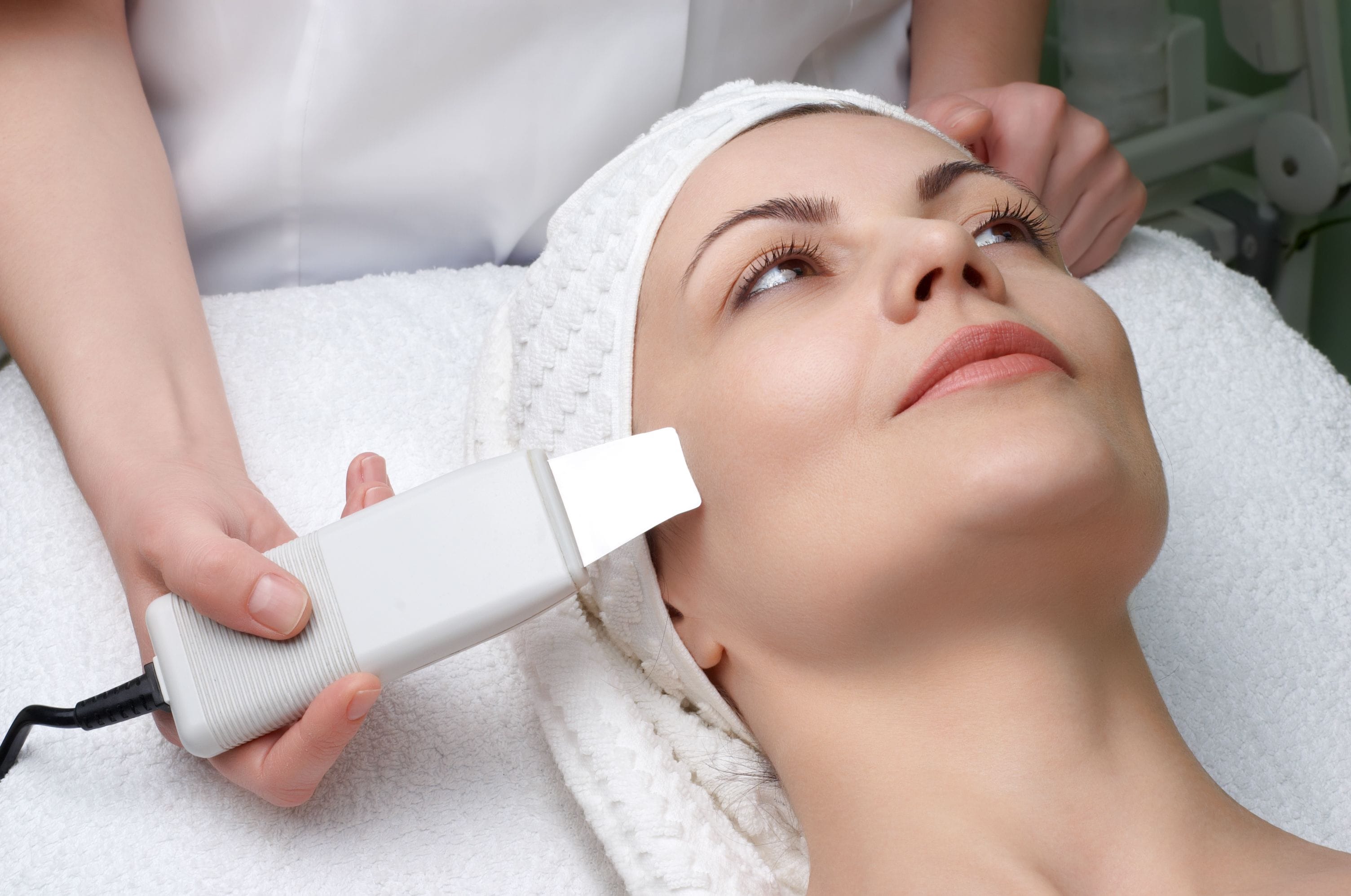 Ultrasonic_Facial_Premier_MedSpa