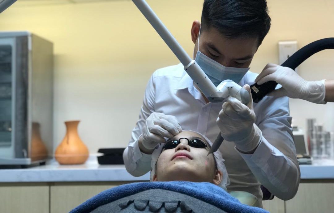 Fotona Laser for acne scars
