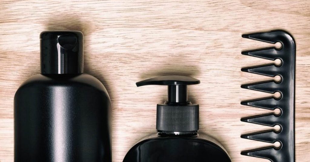 MAIN INGREDIENTS OF SHAMPOO FOR THICKENING HAIR